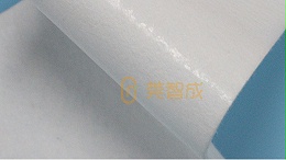 模板布使用后混凝土表面有褶皱？